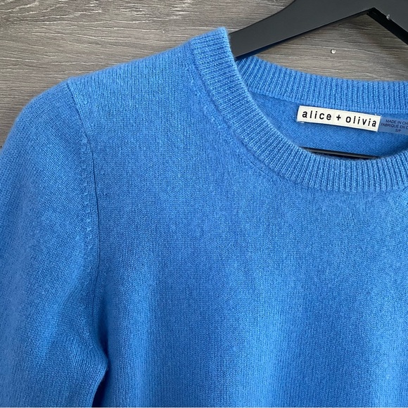 Alice + Olivia Cashmere Sweater - Picture 2 of 5